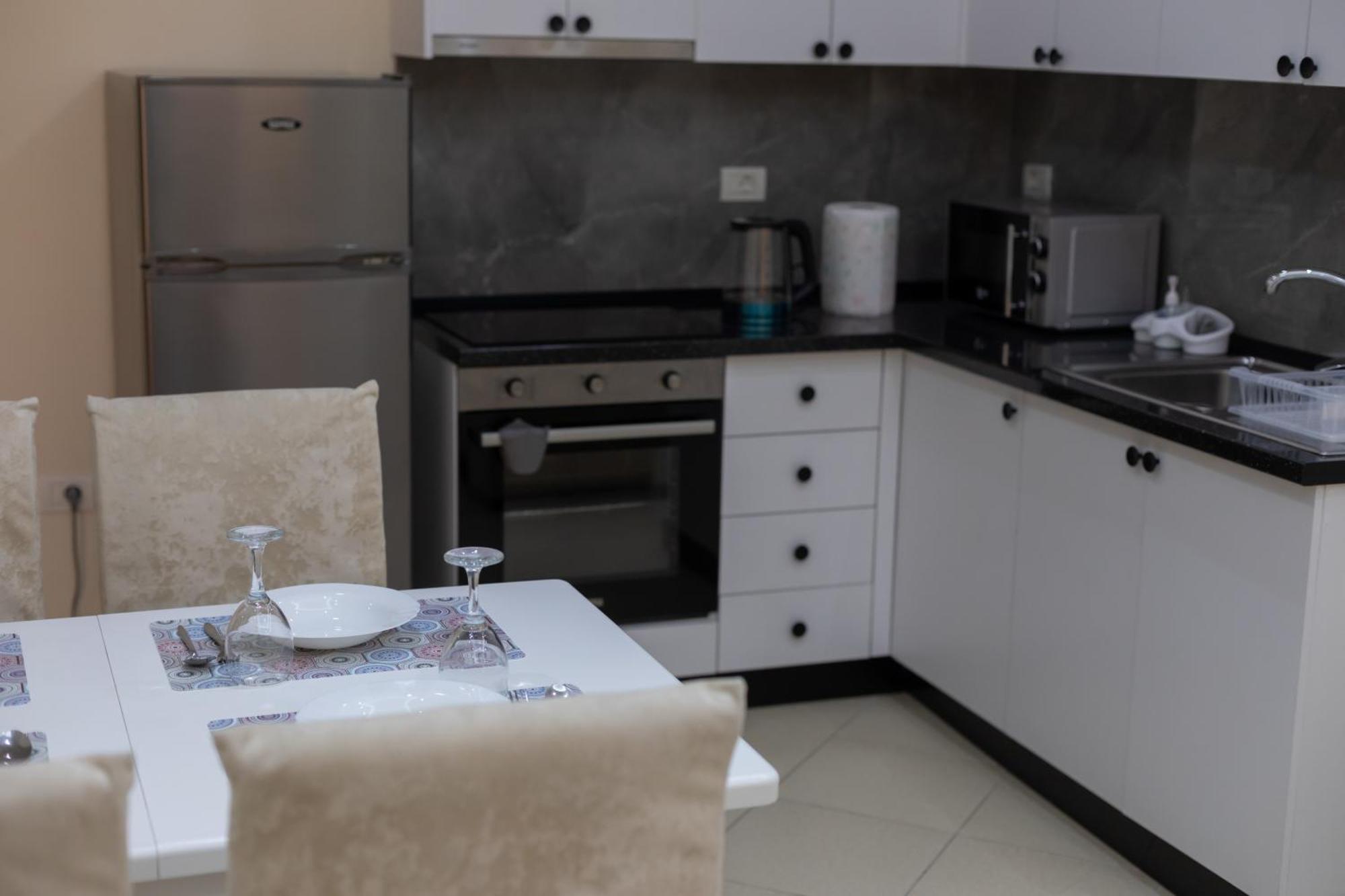 Vila Emi Apartment'S Дуррес Экстерьер фото