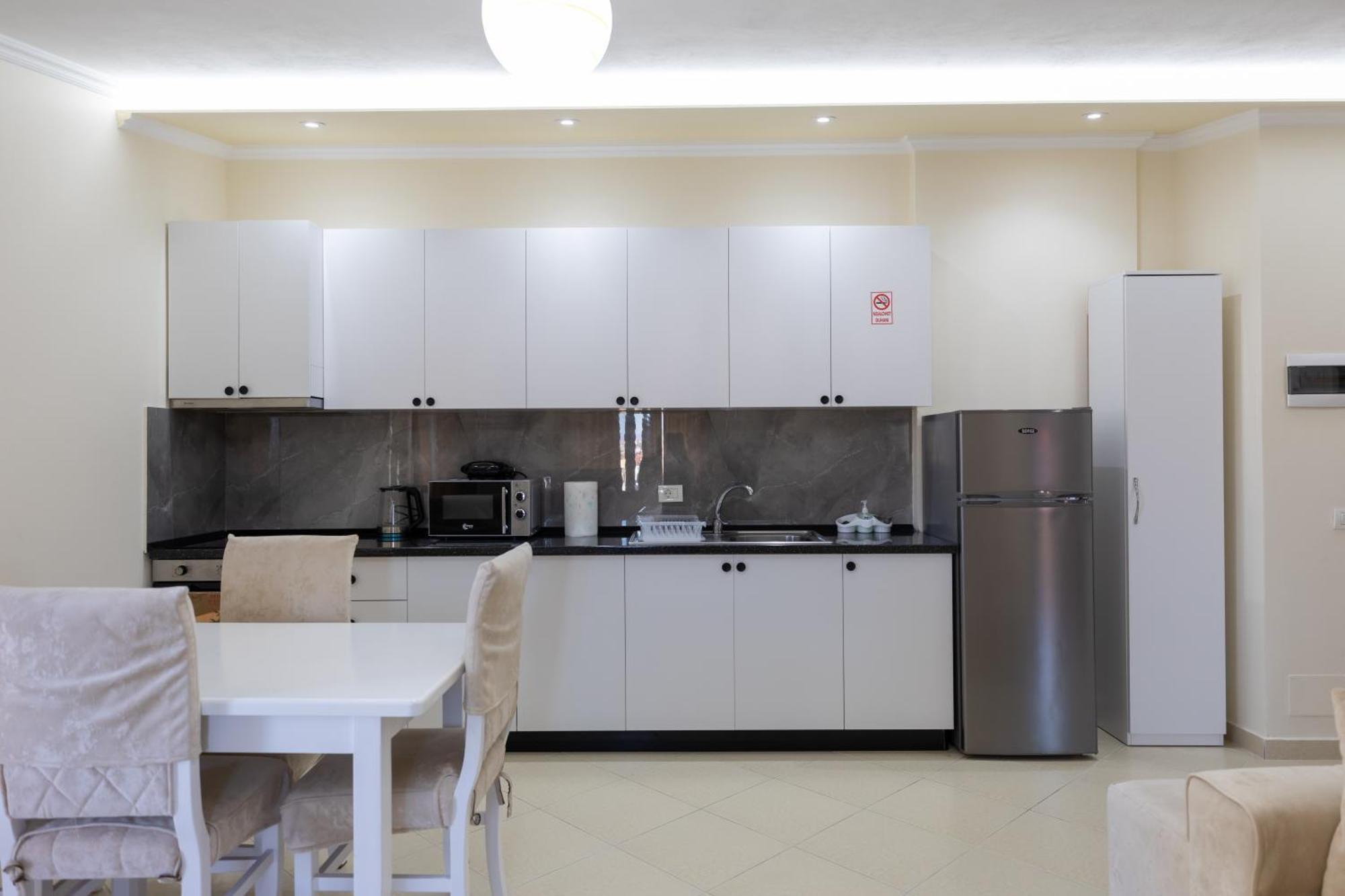 Vila Emi Apartment'S Дуррес Экстерьер фото
